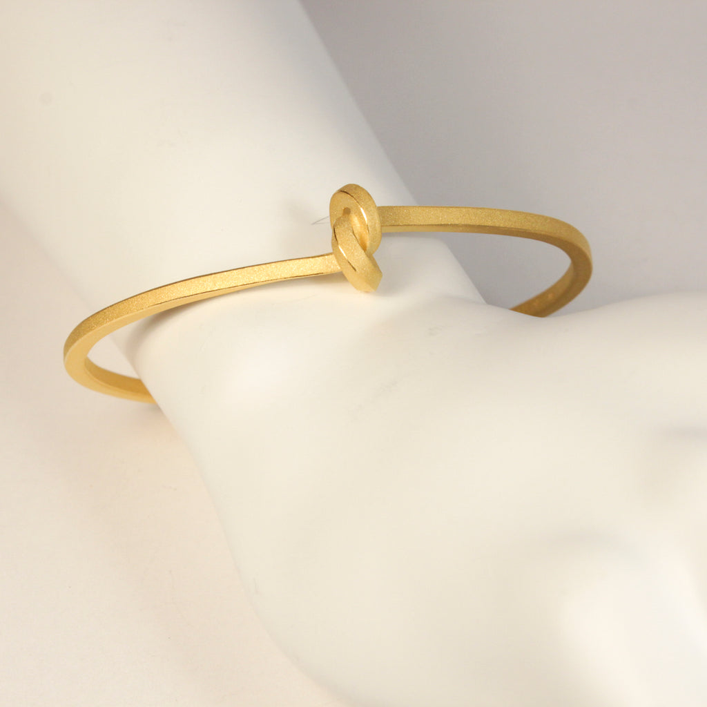 ARM 11 - Armschmuck Knoten kantig