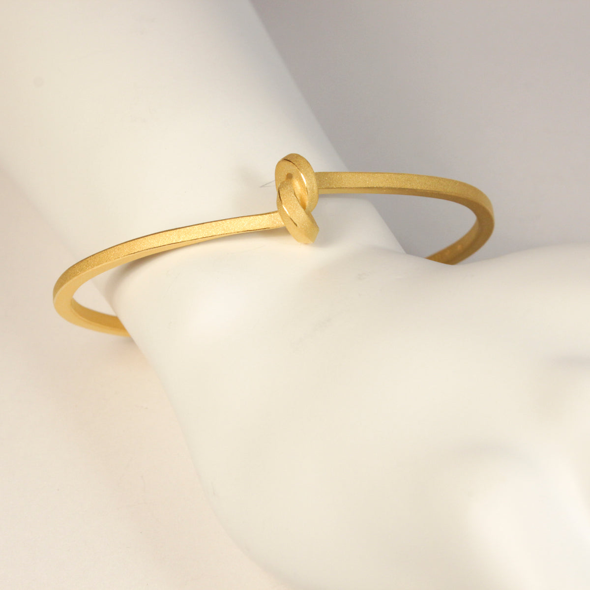 SET: Knoten (go) für Hals, Arm und Ohr