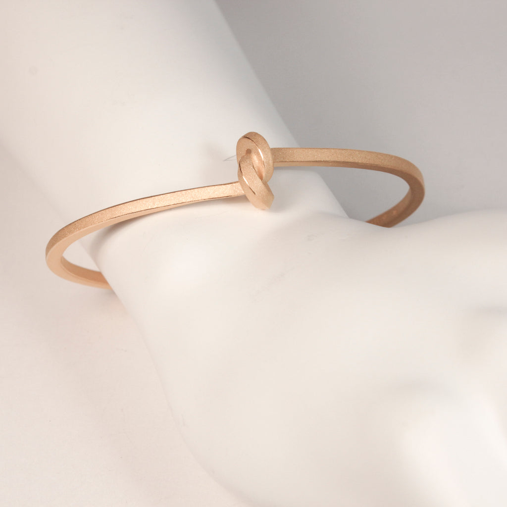 ARM 11 - Armschmuck Knoten kantig
