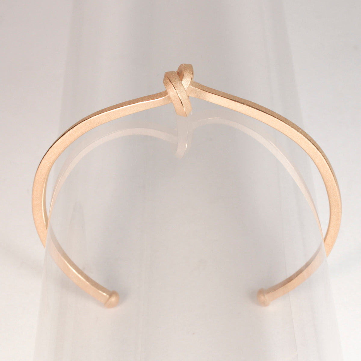 ARM 11 - Armschmuck Knoten kantig