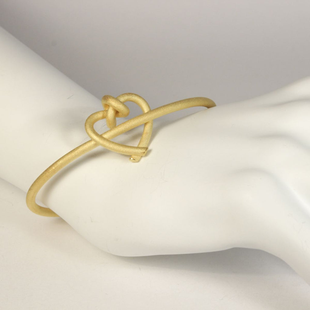 ARM 12 - Armschmuck Herz rund