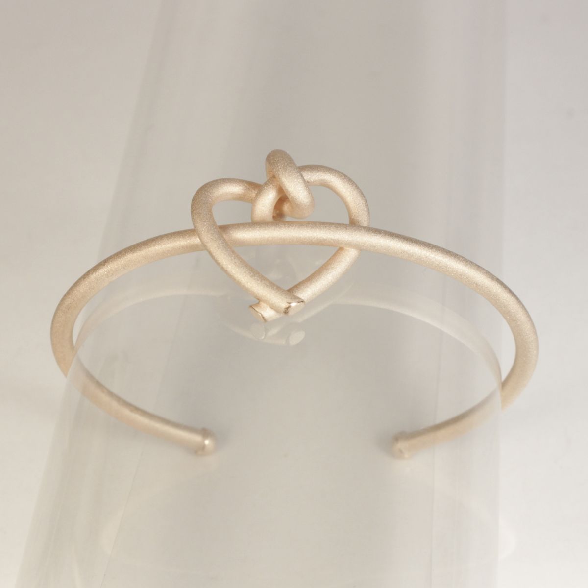 ARM 12 - Armschmuck Herz rund