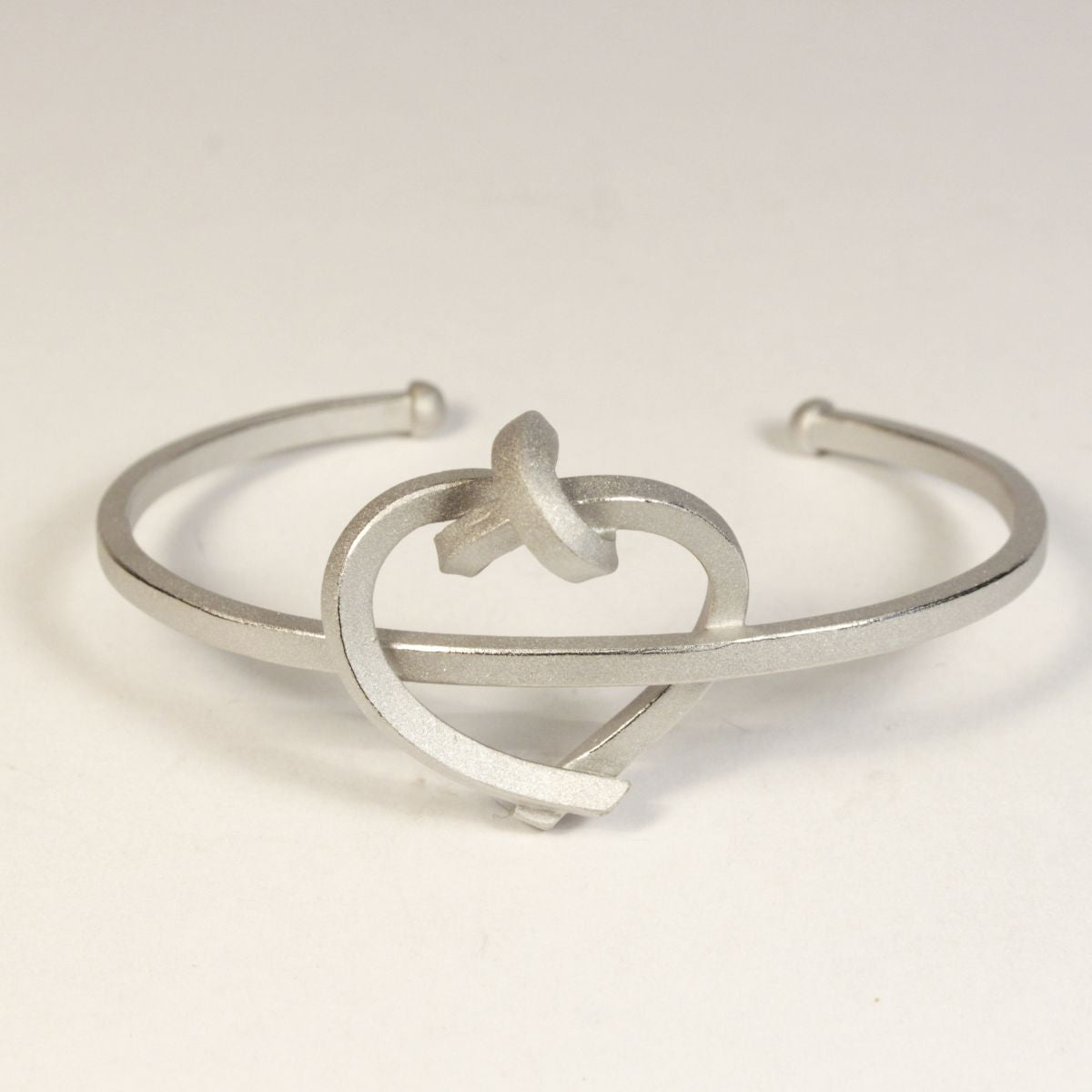 ARM 13 - Armschmuck Herz kantig