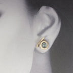OST P11 - Ohrstecker Perl-Spirale