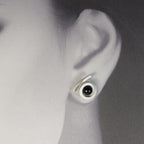 OST P11 - Ohrstecker Perl-Spirale