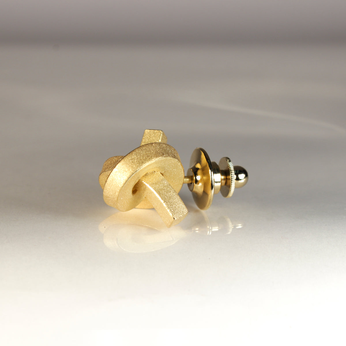 Pin 2 - Knoten kantig